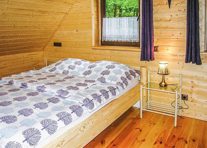 2 Bedroom Pet Friendly In *